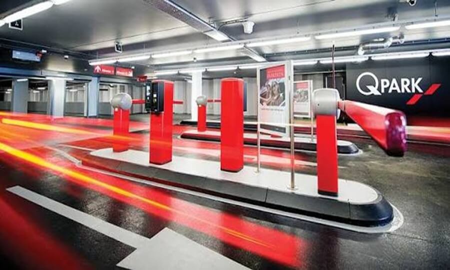 Parking entrance illustration for Q-Park Quartermile in Edinburgh